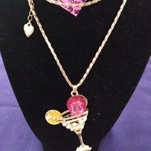 🍸 Martini Glass Necklace 🍸